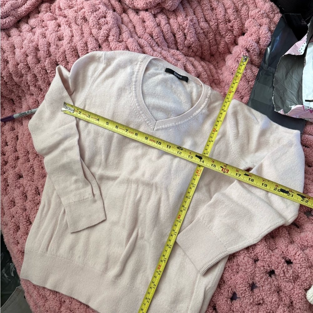 Quince 100% Cashmere V-Neck Sweater | Size L | Blush Pink Top3
